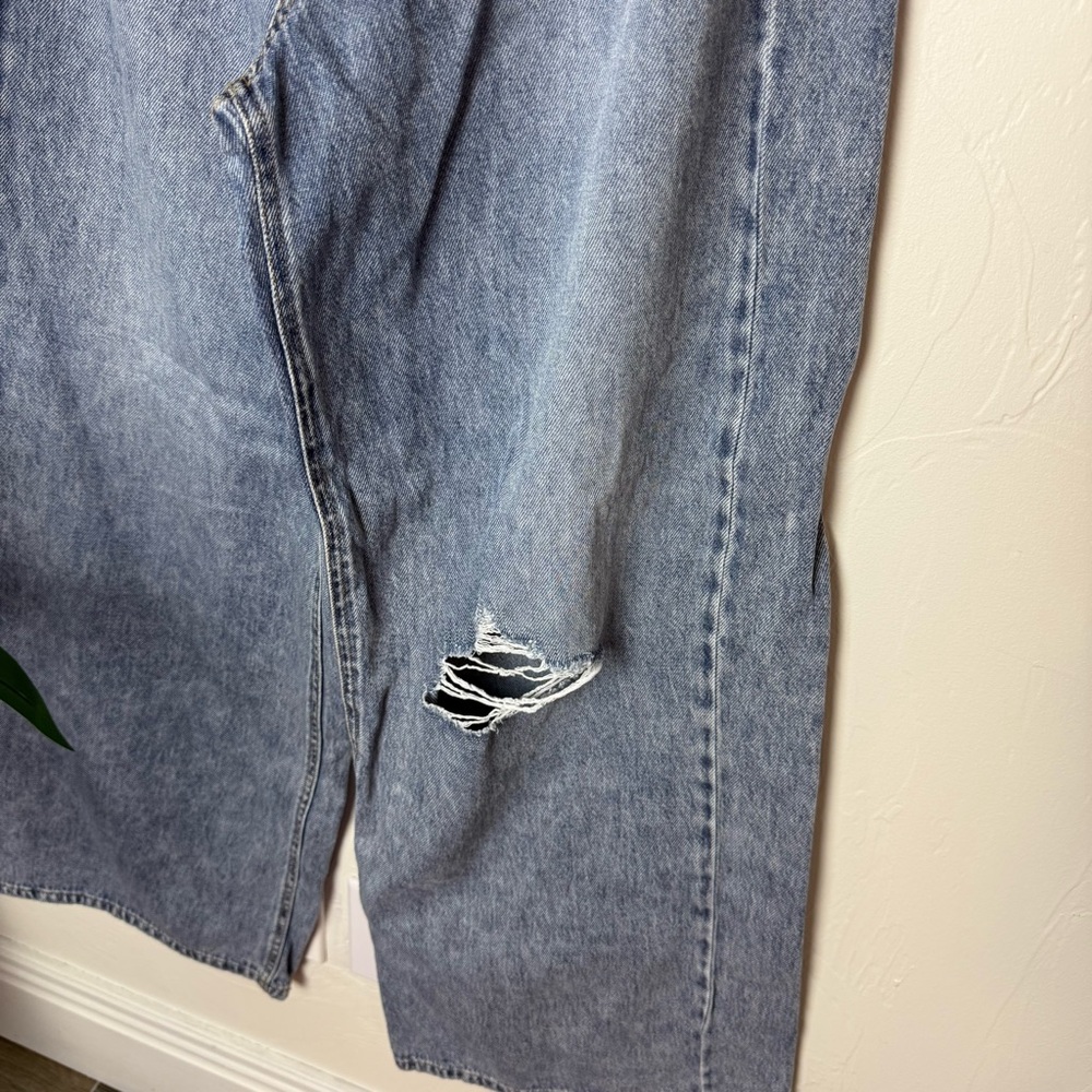 Rewash High Rise Distressed Straight Leg Jeans | Size 29 - Picture 3 of 7